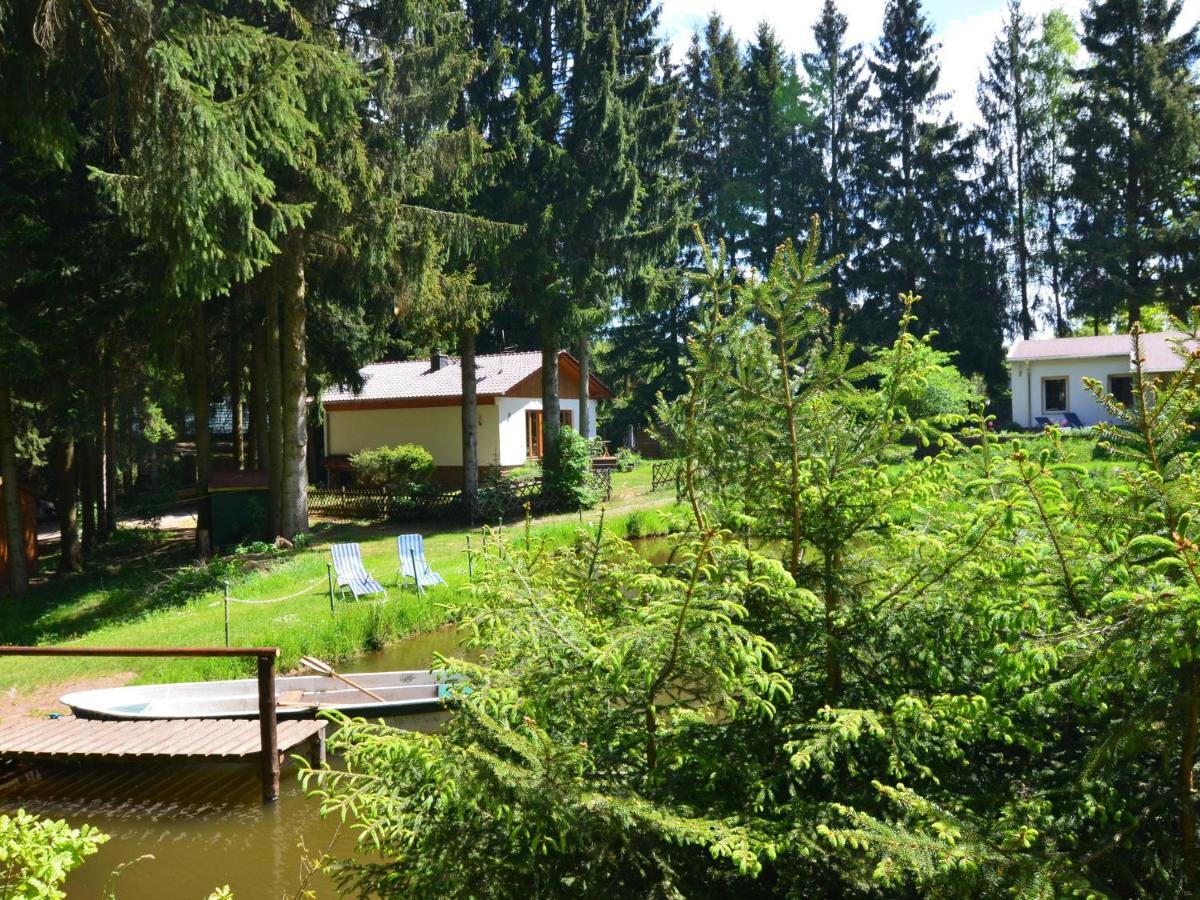 Beautiful Holiday Home With Covered Veranda Friedrichroda Exterior photo
