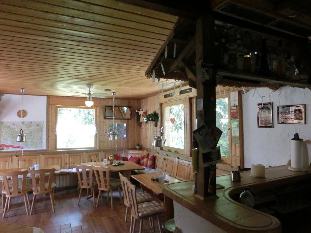 Beautiful Holiday Home With Covered Veranda Friedrichroda Exterior photo